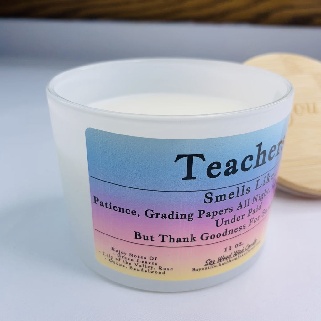 Here's a closer look of this beautiful teacher candle!